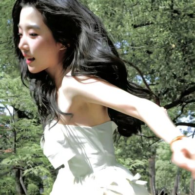 埃舍尔街的红色邮筒